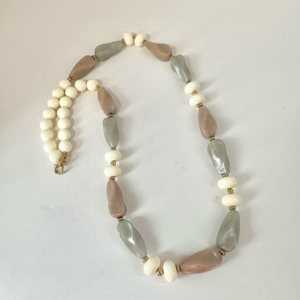 Vintage cream and grey beaded necklace